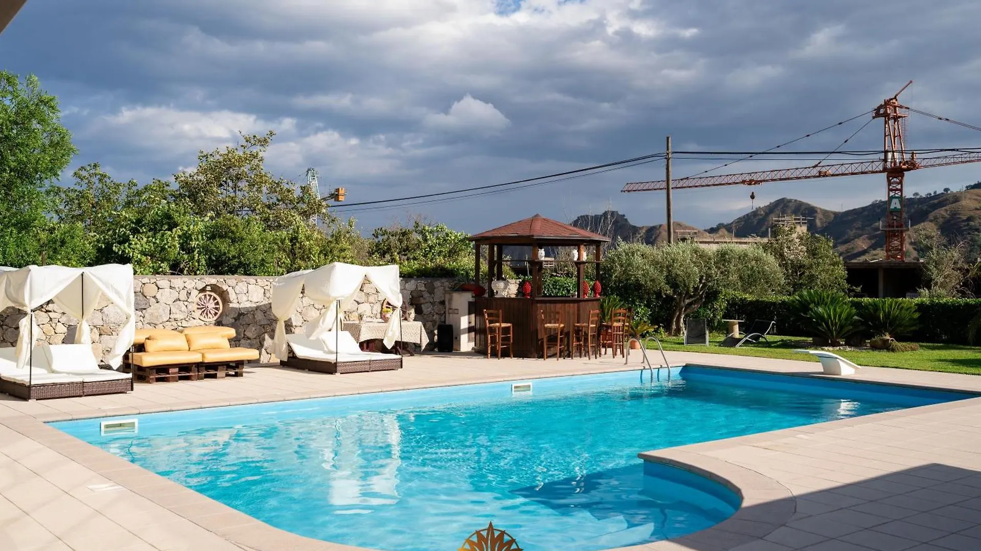 Villa Agave Pool & Spa contacts